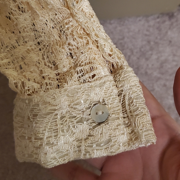 INTRICATE LACE CARDIGAN/BLOUSE - Picture 3 of 4